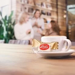 Lonka Fudge Caramel Presentatiedoos à 2,4 Kg Snoep Thee - 240 Per Stuk Verpakte Fudgeblokjes - Romige Fudge Caramel -Voedsel Winkel 1200x1200 18