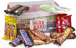 Chocolade Box Met Chocoladerepen - 50 Stuks - Lion, Twix, Nuts, Mars, Galak Popri, Snickers En KitKat 4-Finger