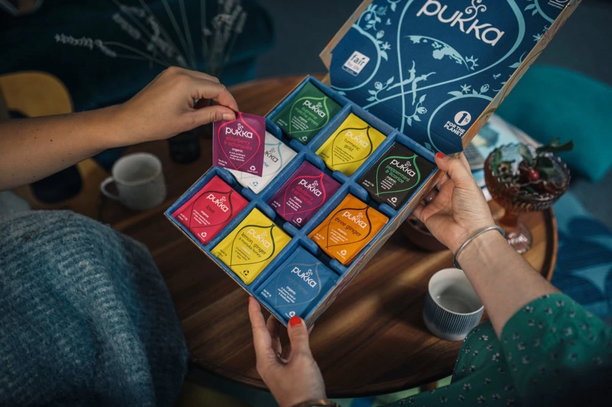 Pukka Original Kruidenthee Geschenkdoos - 9 Blends Biologische Kruidenthee, Ook Leuk Als Verjaardagscadeau - 45 Zakjes - Theedoos - GB-BIO-05 9 Pukka Original Kruidenthee Geschenkdoos - 9 Blends Biologische Kruidenthee, Ook Leuk Als Verjaardagscadeau - 45 Zakjes - Theedoos - GB-BIO-05 - Afbeelding 9