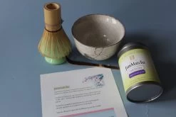 Premium Matcha Set - 5 Delige Matcha Cadeauset - Bamboo Klopper - Met Instructies - 100 Gram Matcha -Voedsel Winkel 1200x800 39
