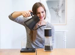 FELLOW - Stagg [XF] Set (Dripper + Carafe) - Handmatige Filterkoffie Set -Voedsel Winkel 1200x886