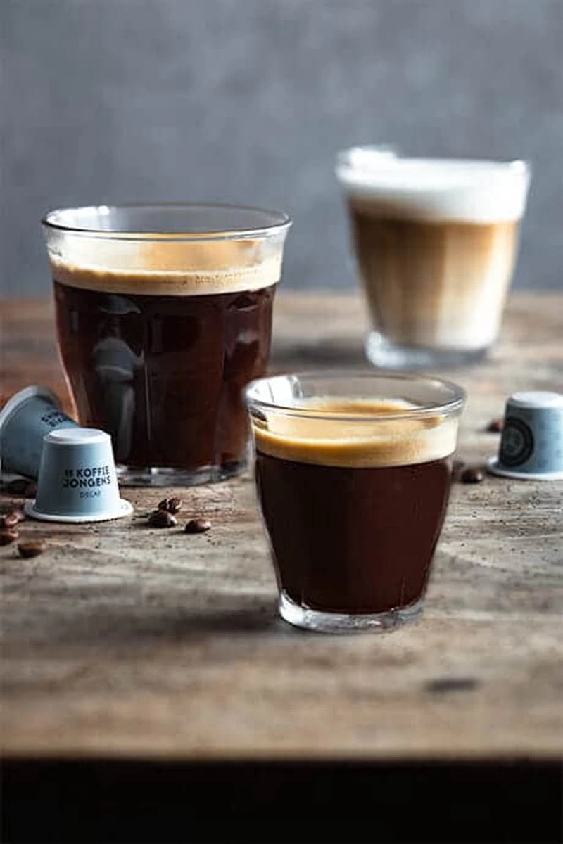 De Koffiejongens - Decaf - Nespresso Cups - 100% Biologisch Afbreekbaar - 60 Cups - 100% Nespresso Compatible 3 De Koffiejongens - Decaf - Nespresso Cups - 100% Biologisch Afbreekbaar - 60 Cups - 100% Nespresso Compatible - Afbeelding 3