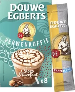 Douwe Egberts Latte Choco Hazelnut Oploskoffie - 5/9 Intensiteit - 5 X 8 Zakjes -Voedsel Winkel 980x1200 1